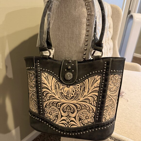 Trinity Ranch Genuine Leather Floral Tooled Purse (Black/Cream) - Picture 5 of 13